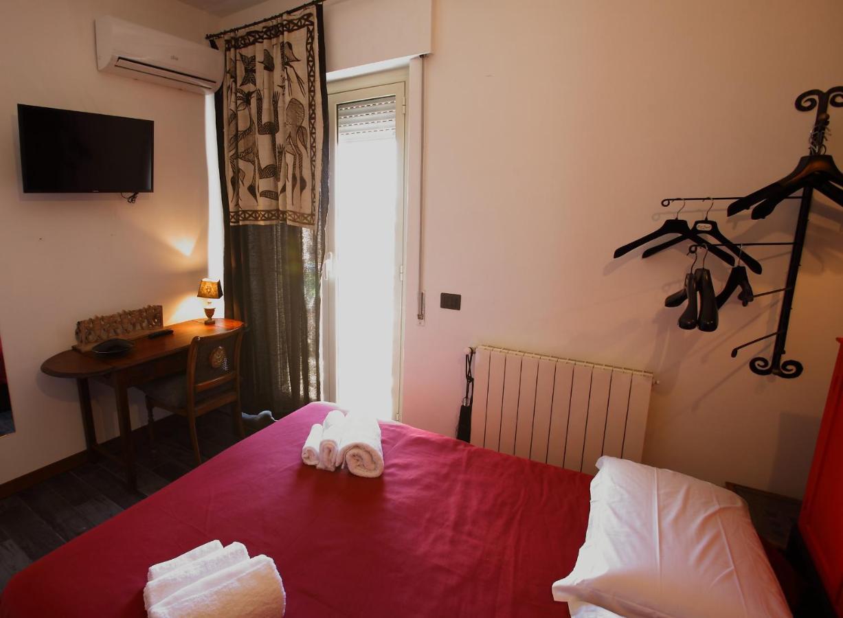 Accardi House Searooms Palermo Bagian luar foto