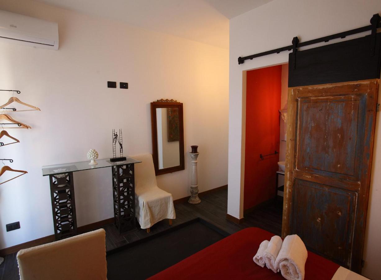 Accardi House Searooms Palermo Bagian luar foto