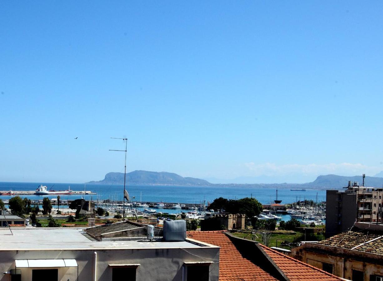 Accardi House Searooms Palermo Bagian luar foto
