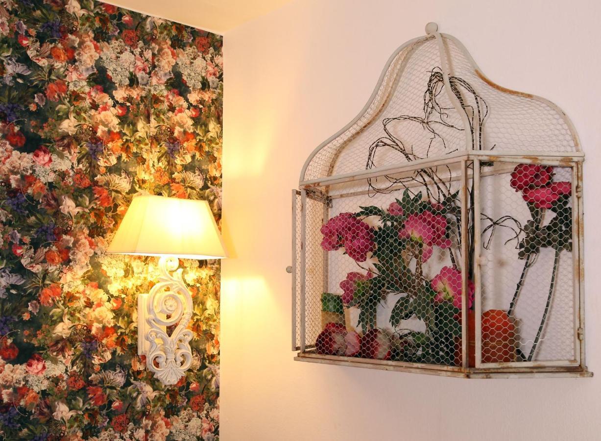 Accardi House Searooms Palermo Bagian luar foto
